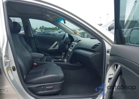 2011 Toyota Camry Se z USA, uszkodzony, nr VIN 4T1BF3EKXBU147954